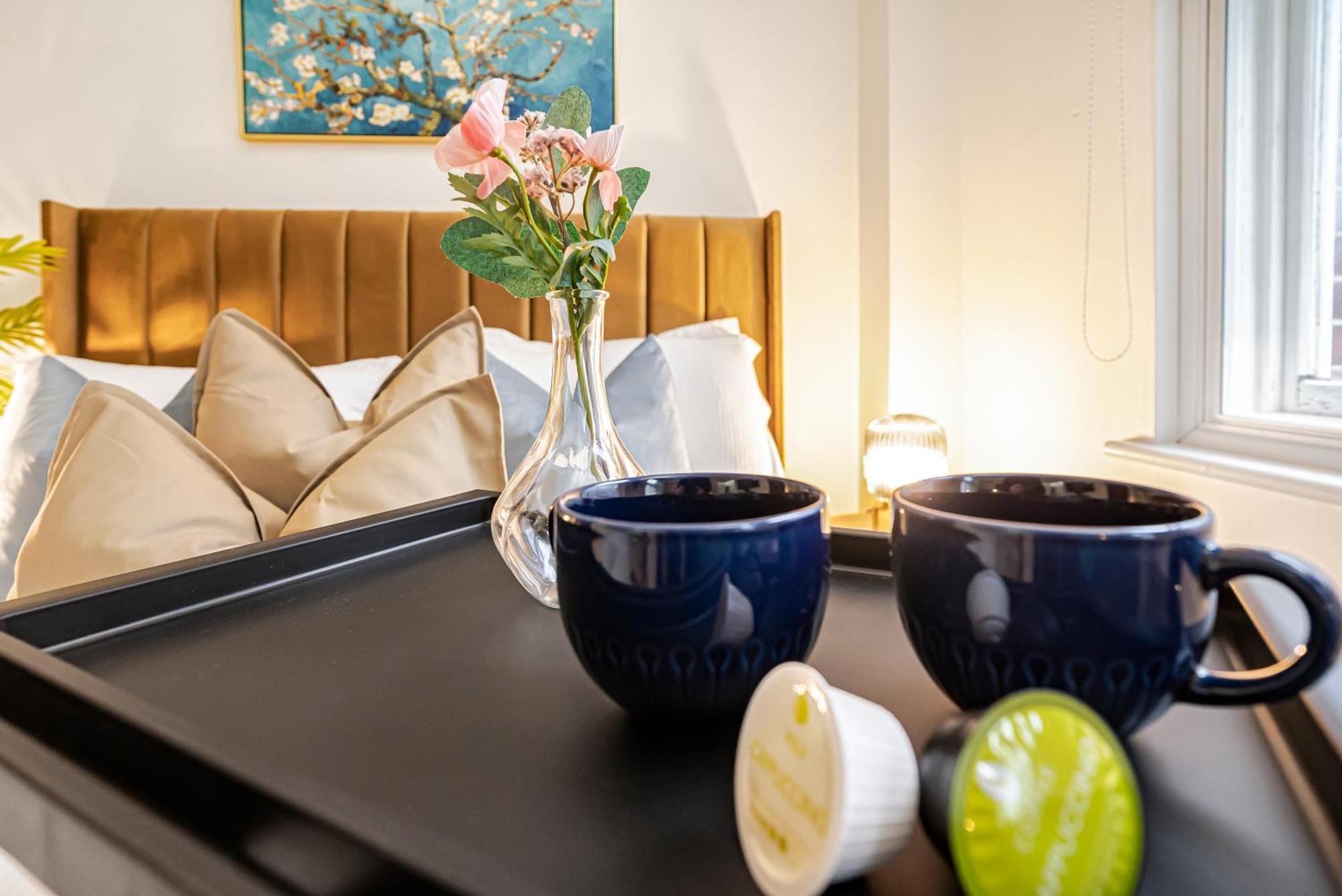 Stylish In Barbican - Prime Location Apartment