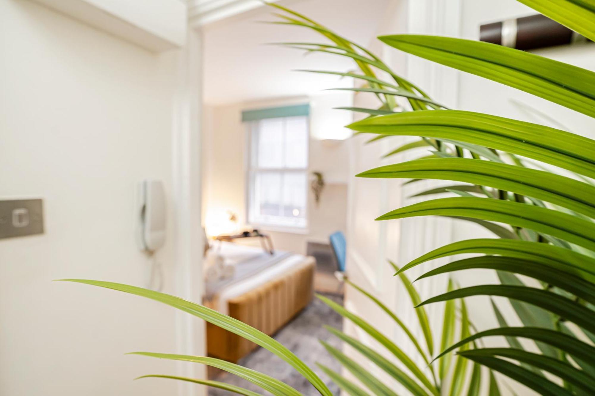 Stylish In Barbican - Prime Location Apartment London