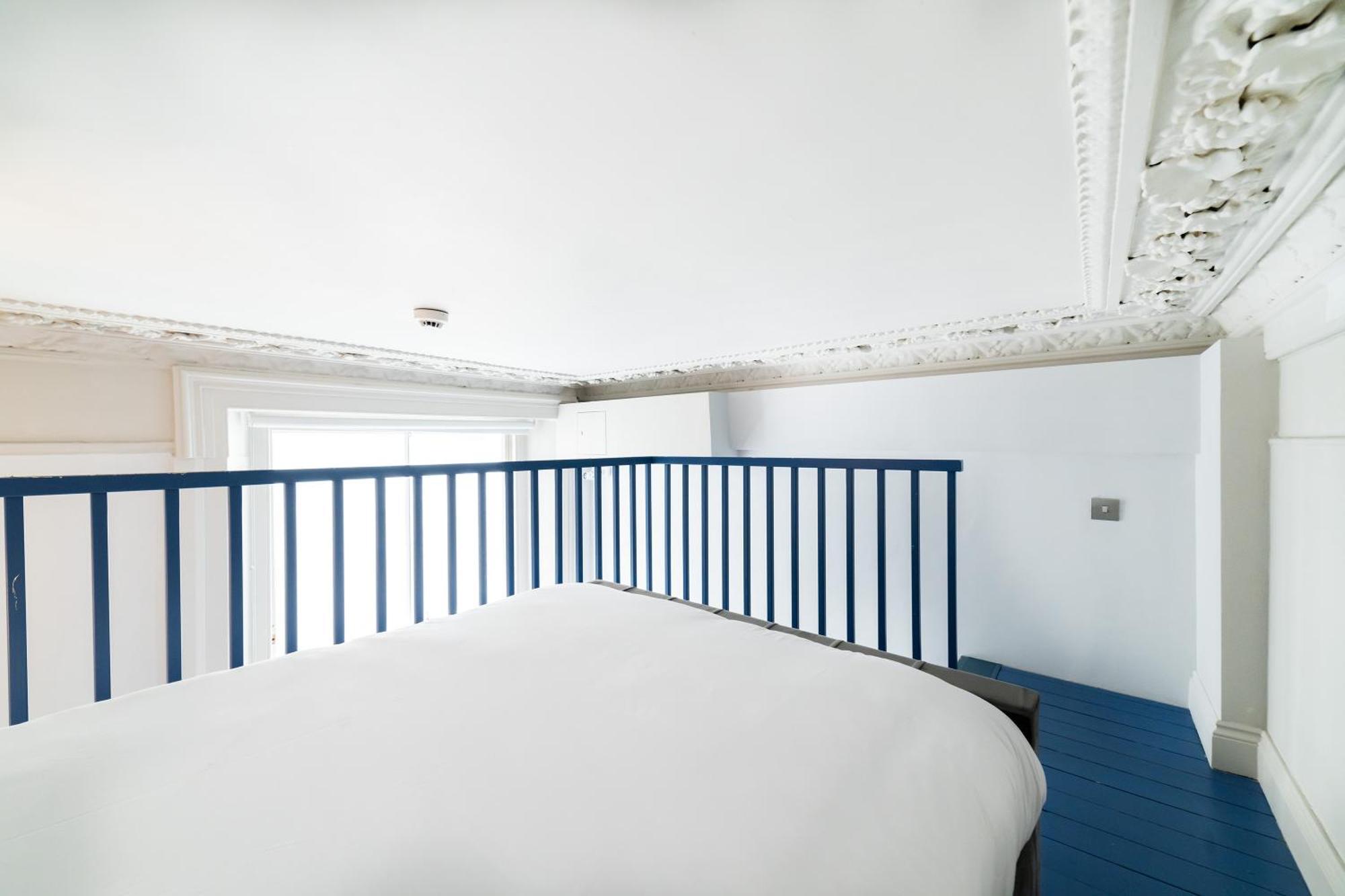 Inverness Terrace Apartment *