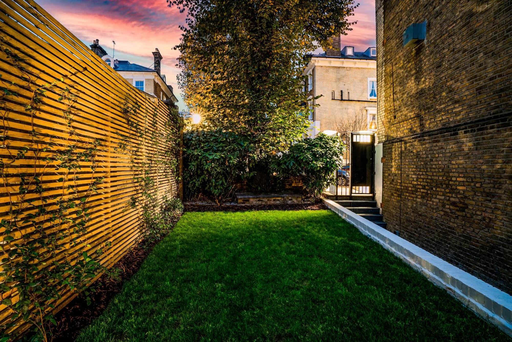 Apartment Stunning Chelsea Garden *