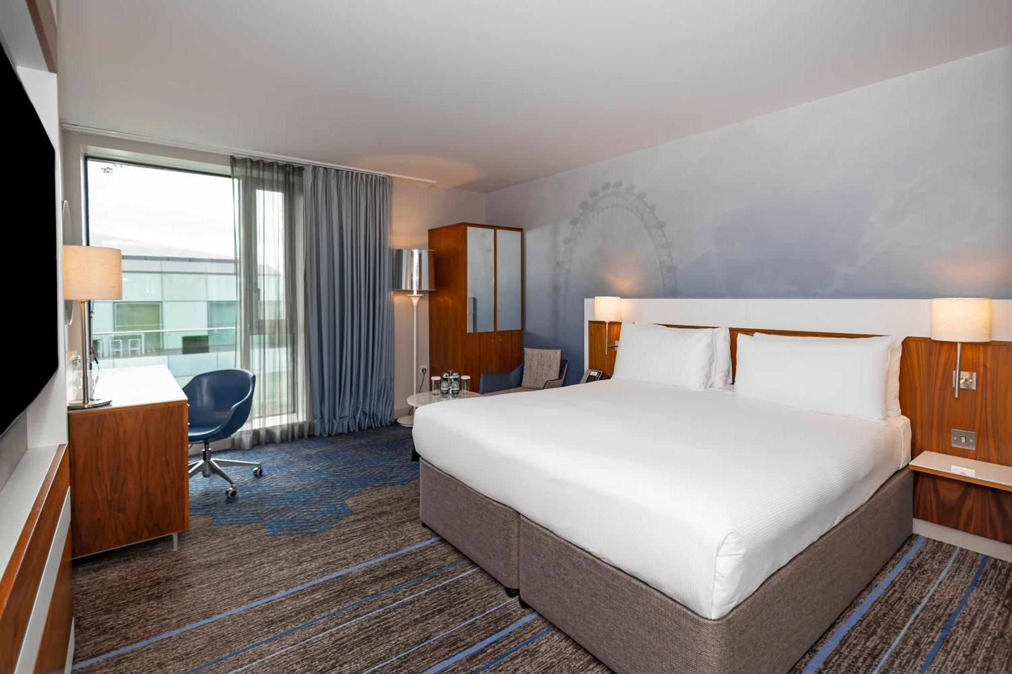 Doubletree By Hilton - Tower Of 4*