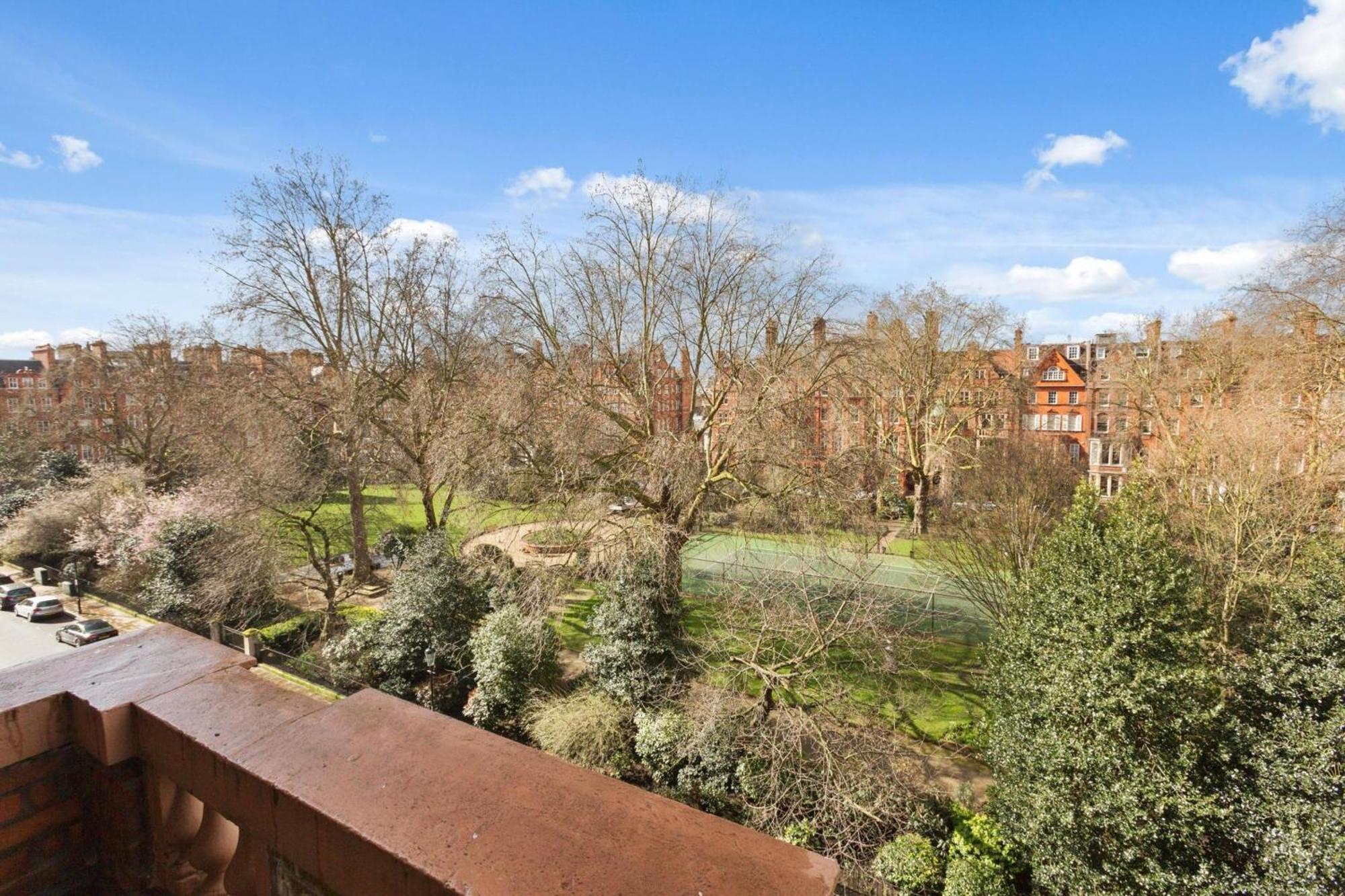 Stylish 2 Bed In Cadogan Square London