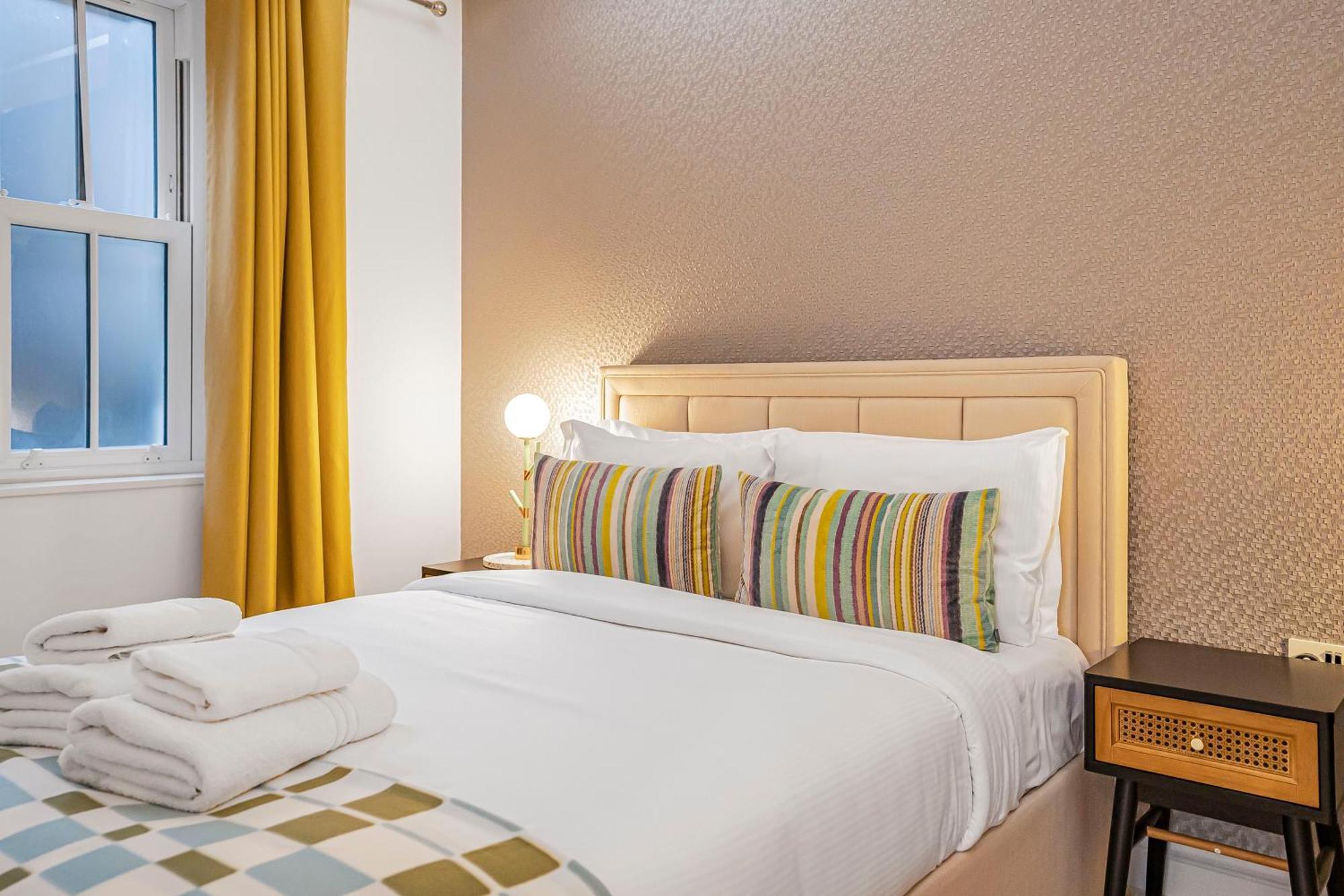 Stylish Modern By Livestay Short Lets & Serviced Nw6 * London