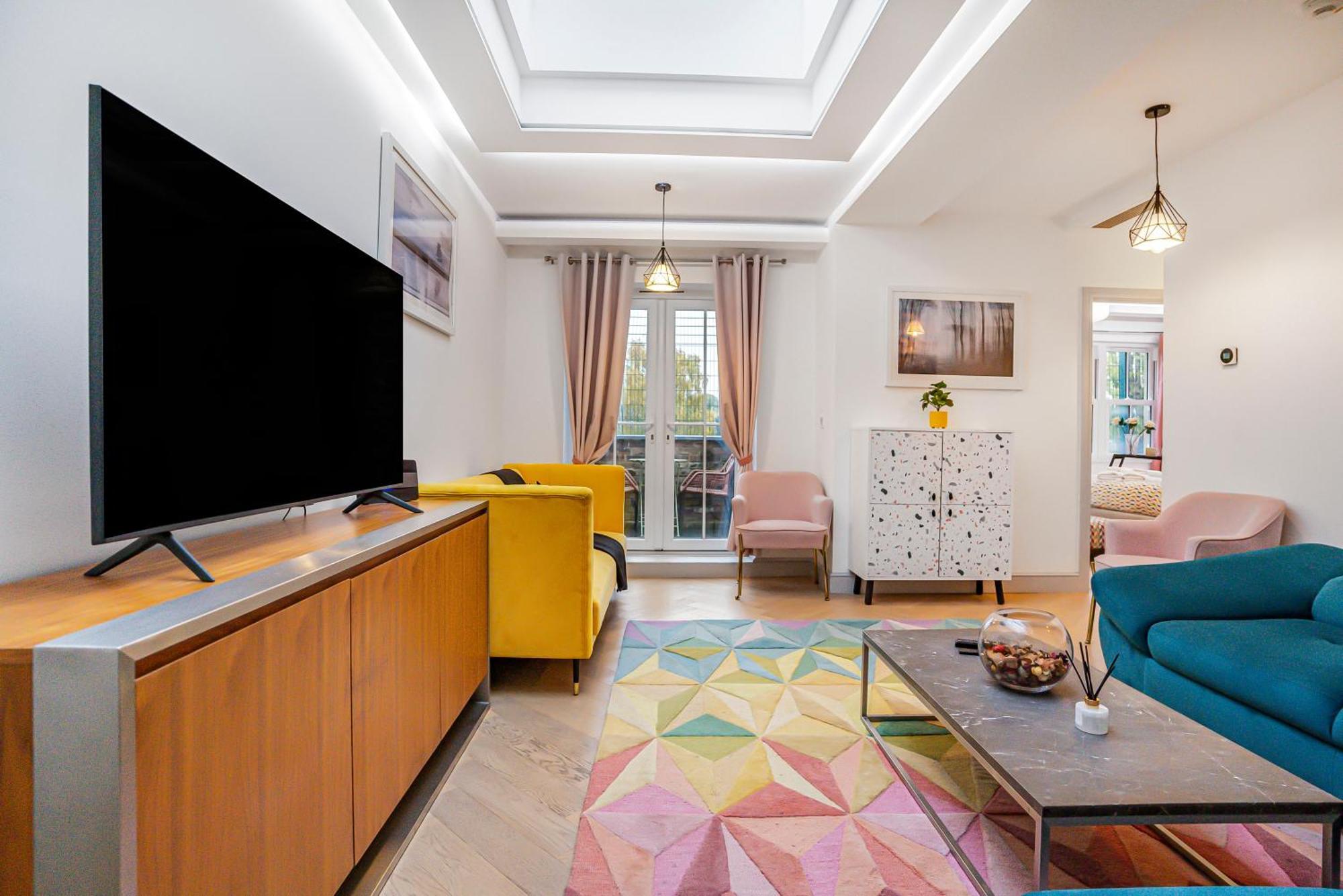 Stylish Modern By Livestay Short Lets & Serviced Nw6 *