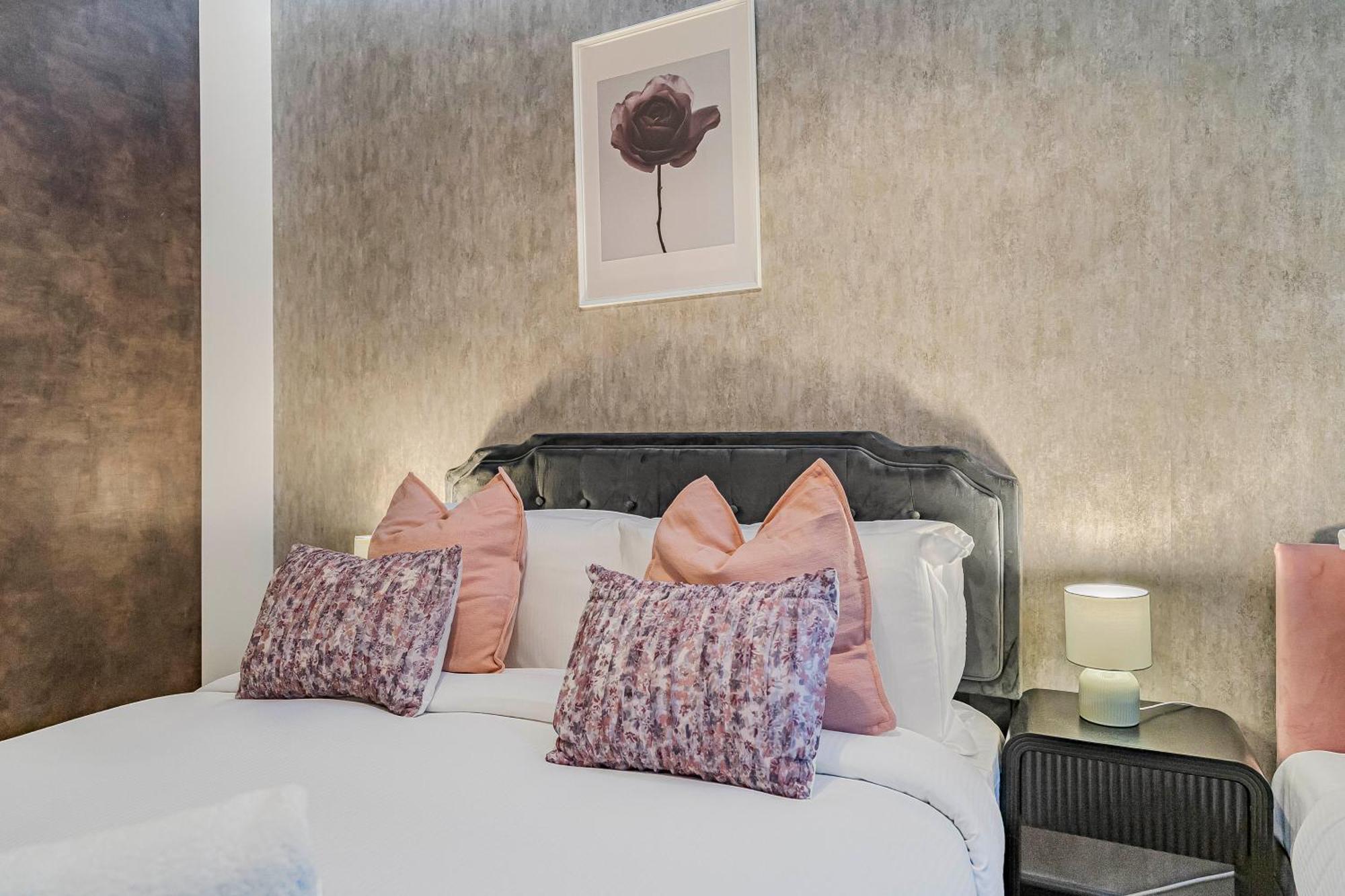 Stylish Modern By Livestay Short Lets & Serviced Nw6