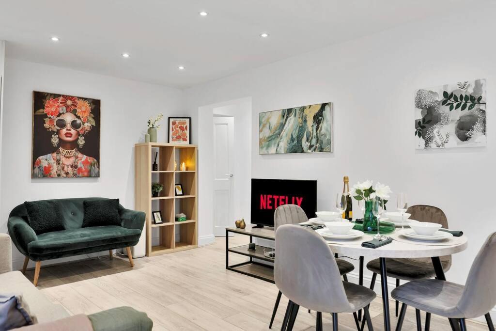 Stylish Camden Flat With Private Garden And Parking *