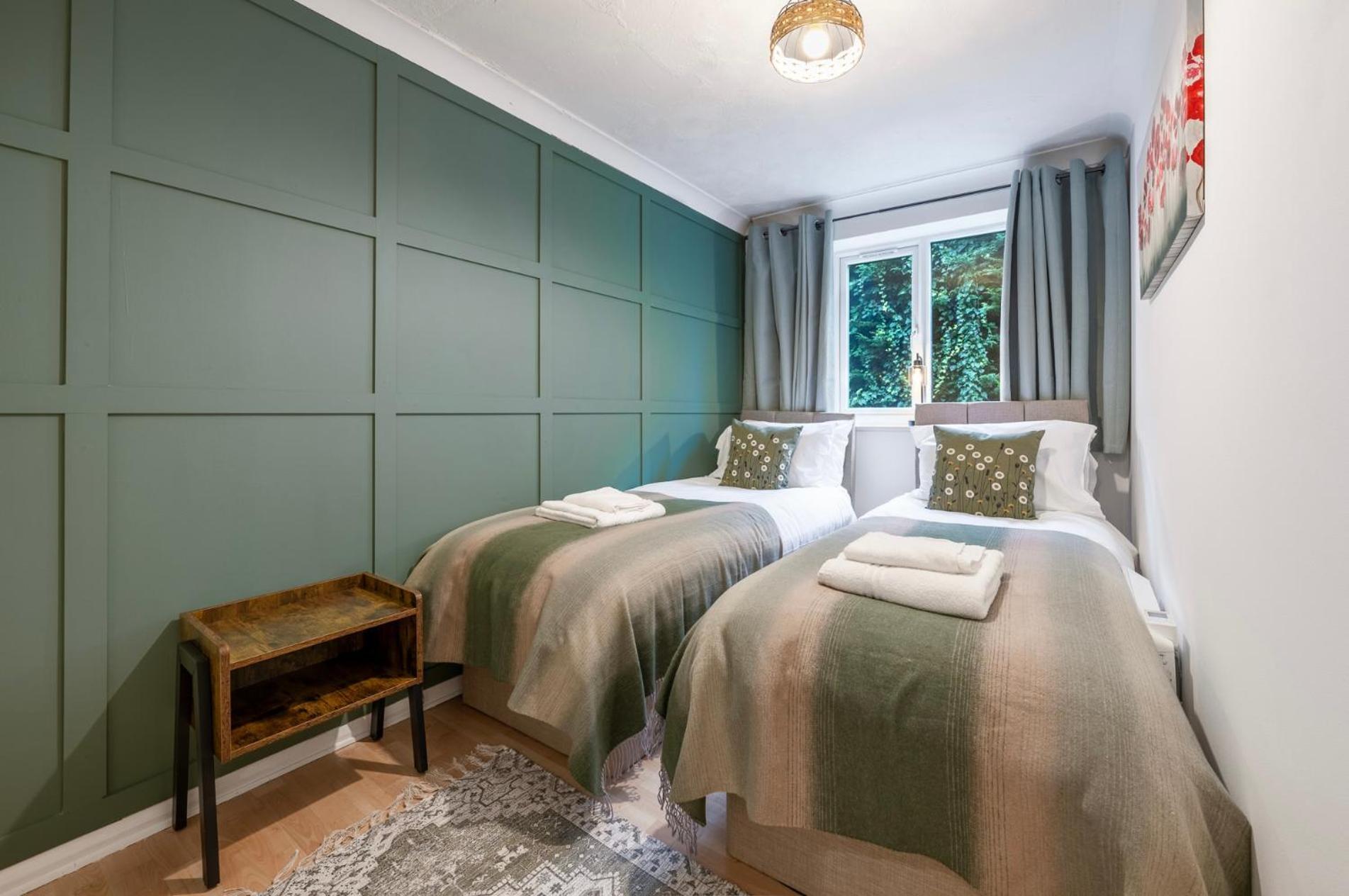 Wimbledon Living Apartment