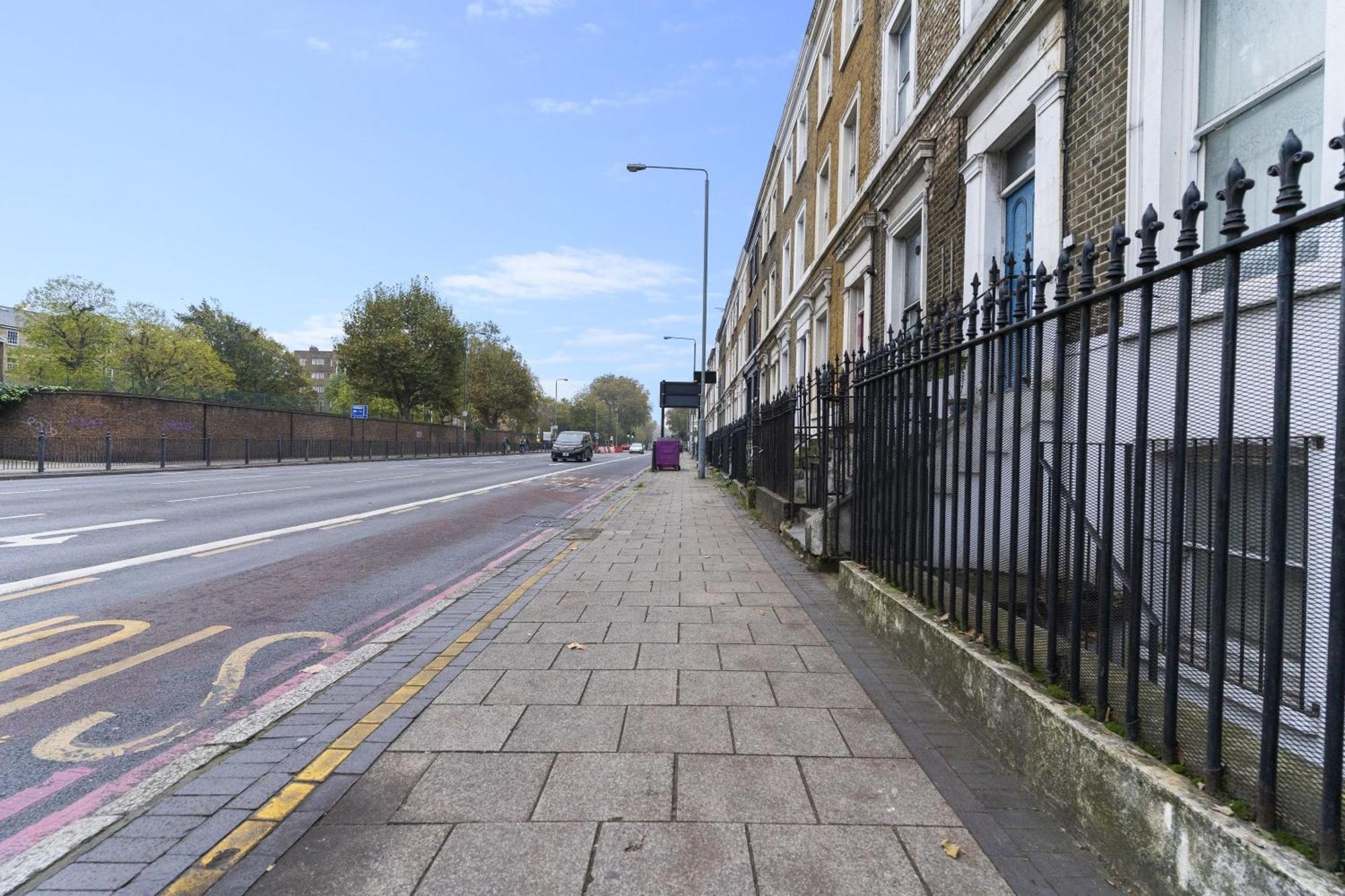Affordable One Bedroom & In * London