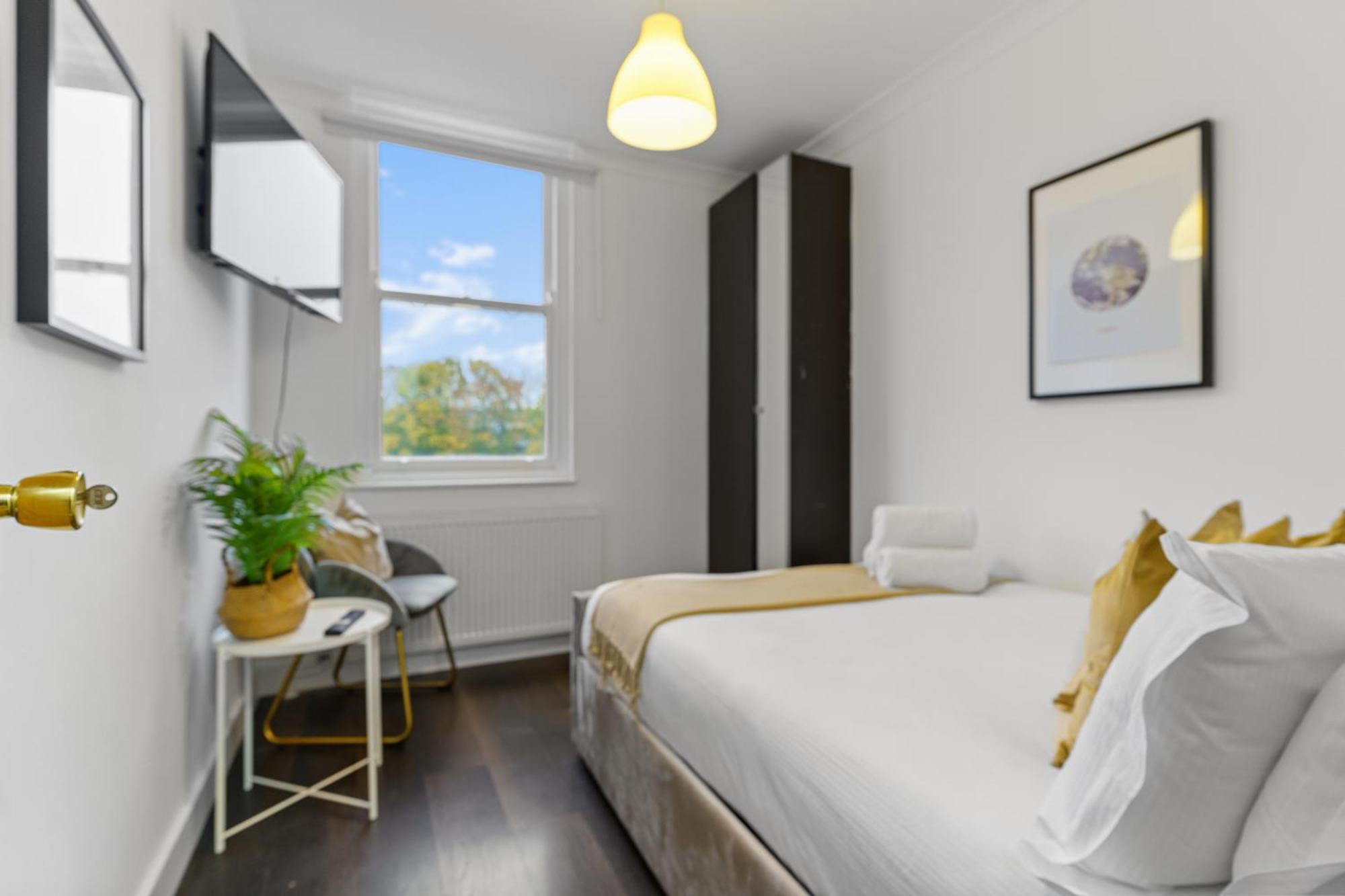 Affordable One Bedroom & In Apartment *