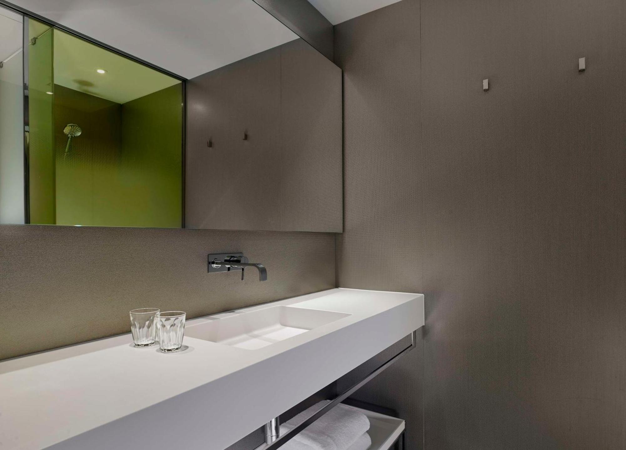 Hotel Park Plaza London, Park Royal 4*