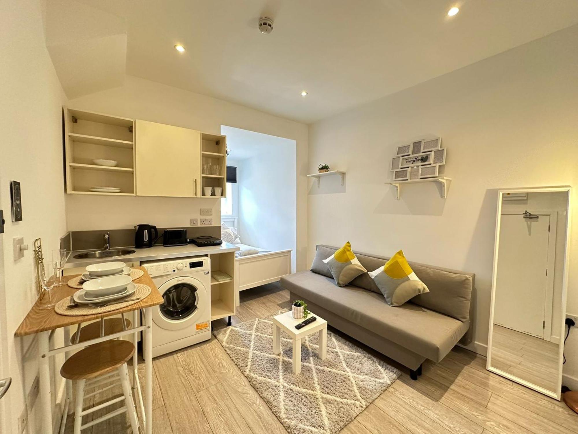 Comfortable Family In Londres
