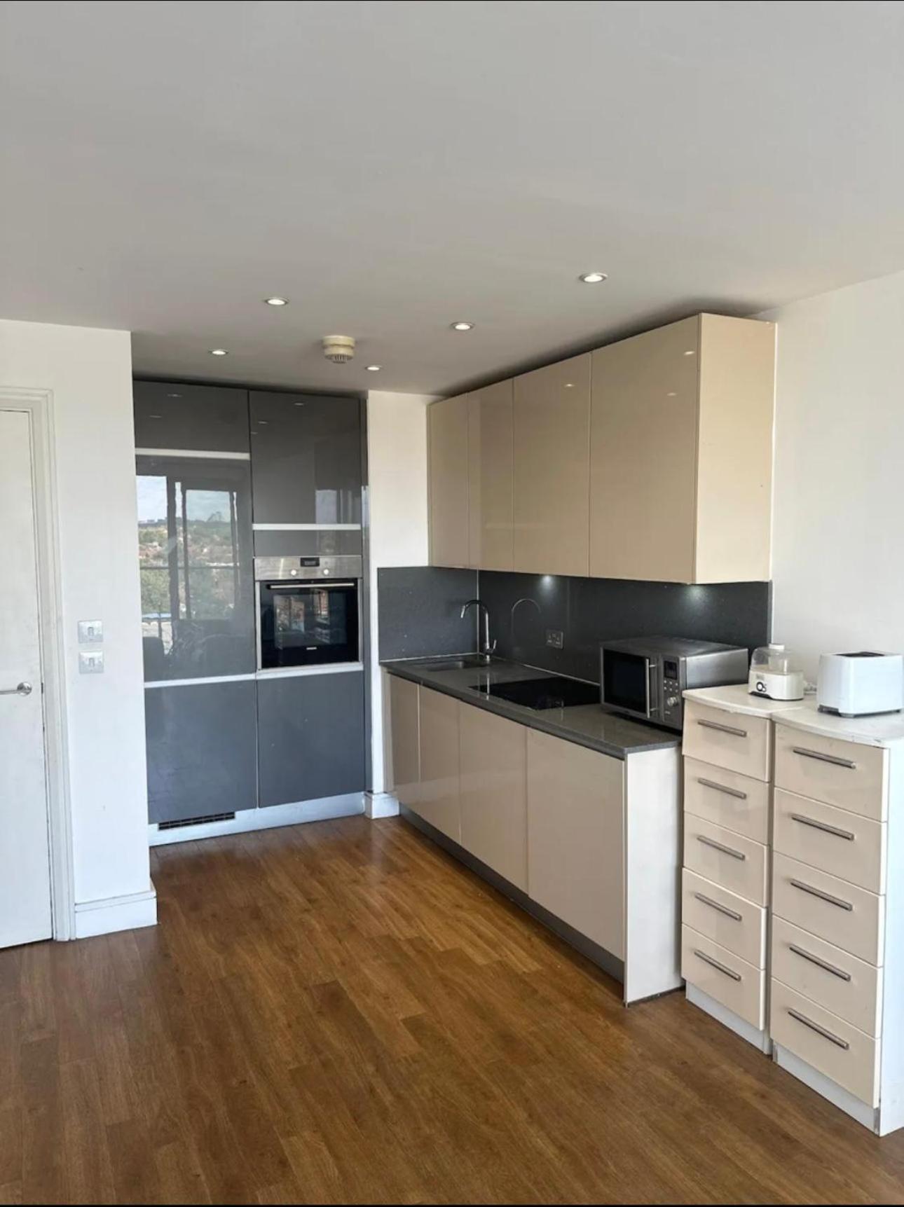 The Wembley Escape, Modern Stays, Big City Vibes