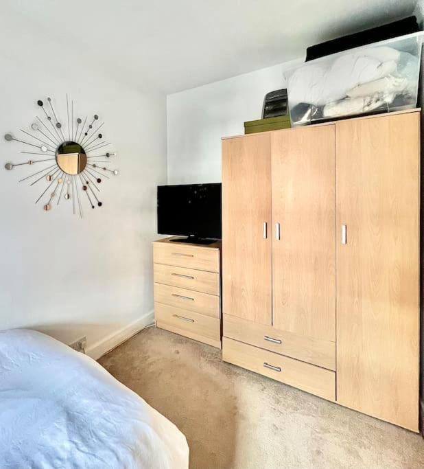 Apartment Place To Chill In Nw Zone 2 *