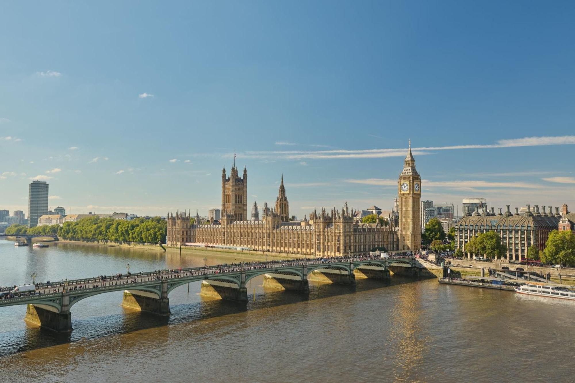 Marriott County Hall Hotel London