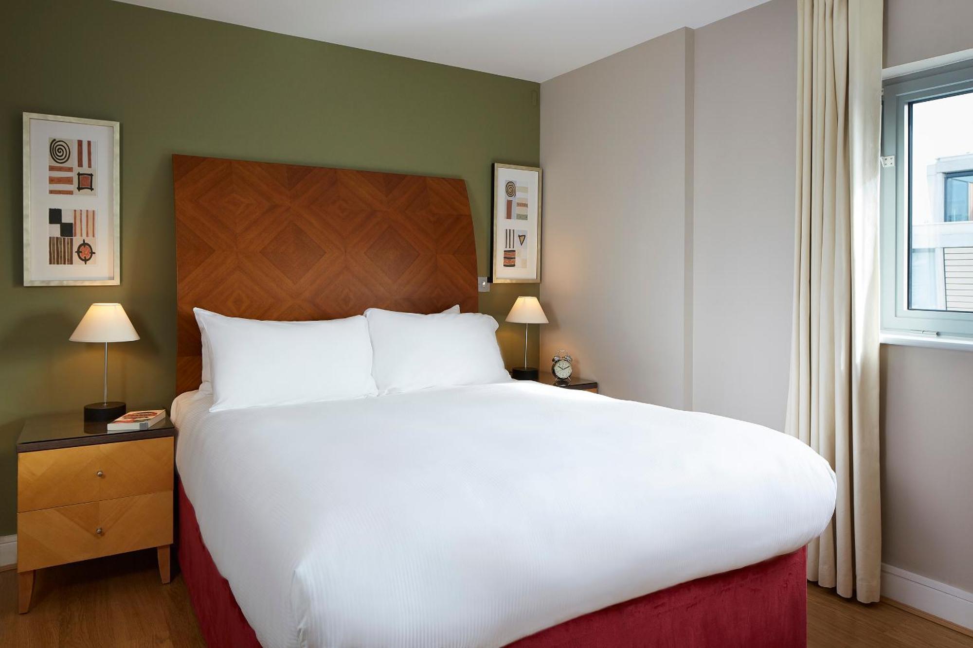 Marlin Aldgate Tower Bridge Aparthotel London