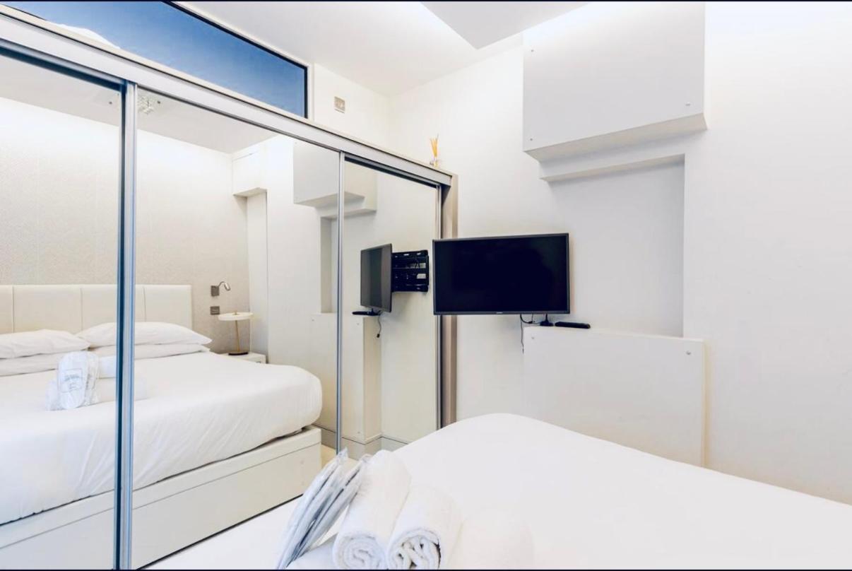 Apartment Luxury Knightsbridge Outside Harrods