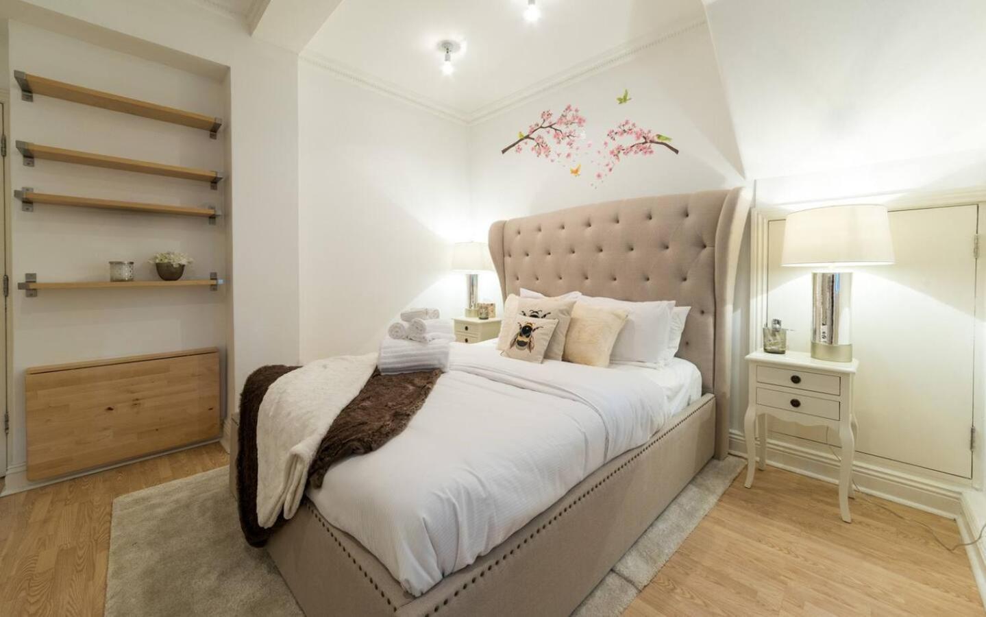 Spacious 1 Bed Sloane Square Aparthotel