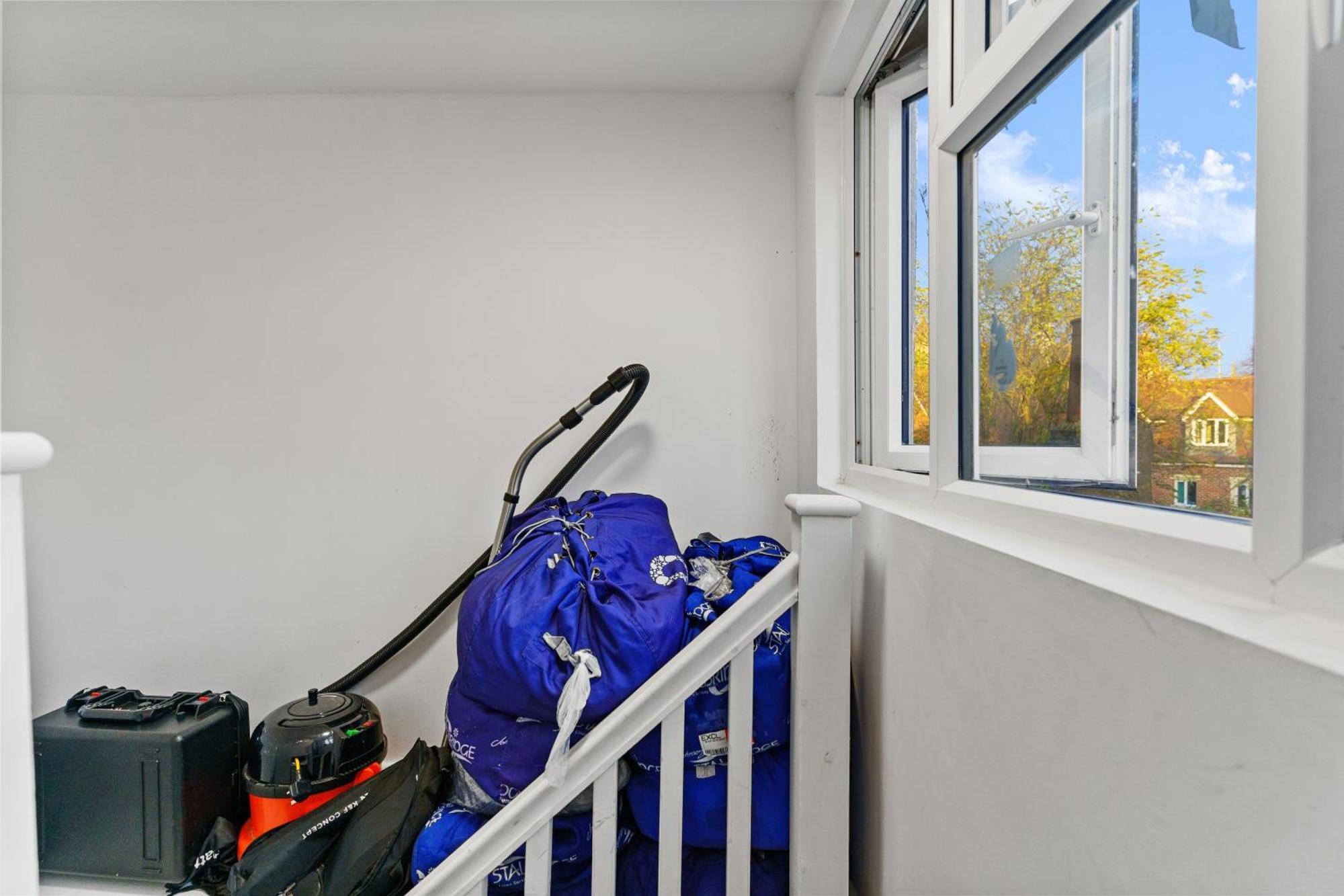 Modern Studio By Livestay Short Lets & Serviced Guest house *