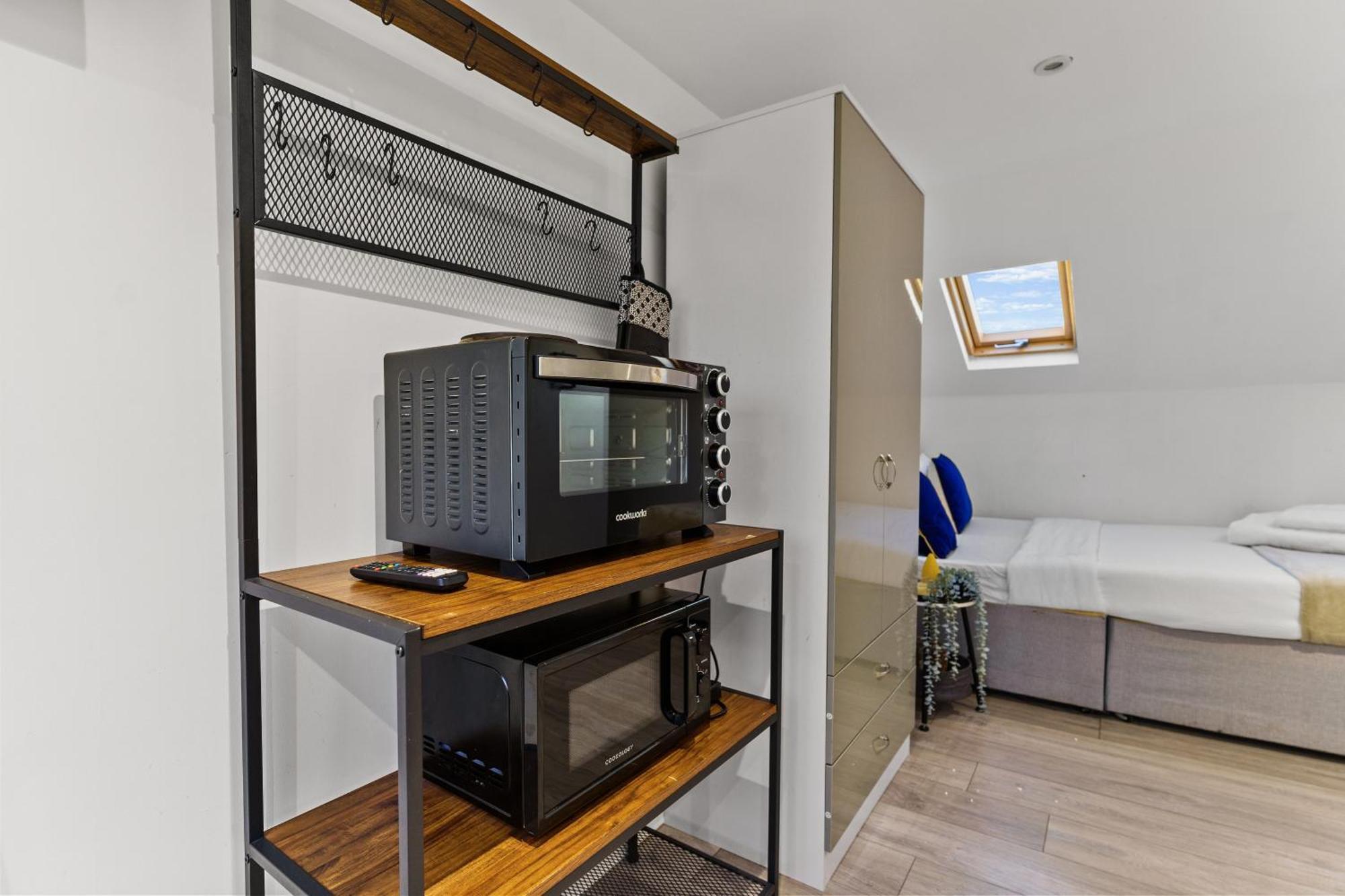 Guest house Modern Studio By Livestay Short Lets & Serviced