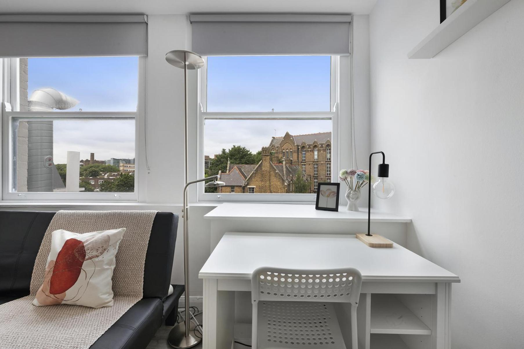 One Bedroom Flat Opposite Archway Station *
