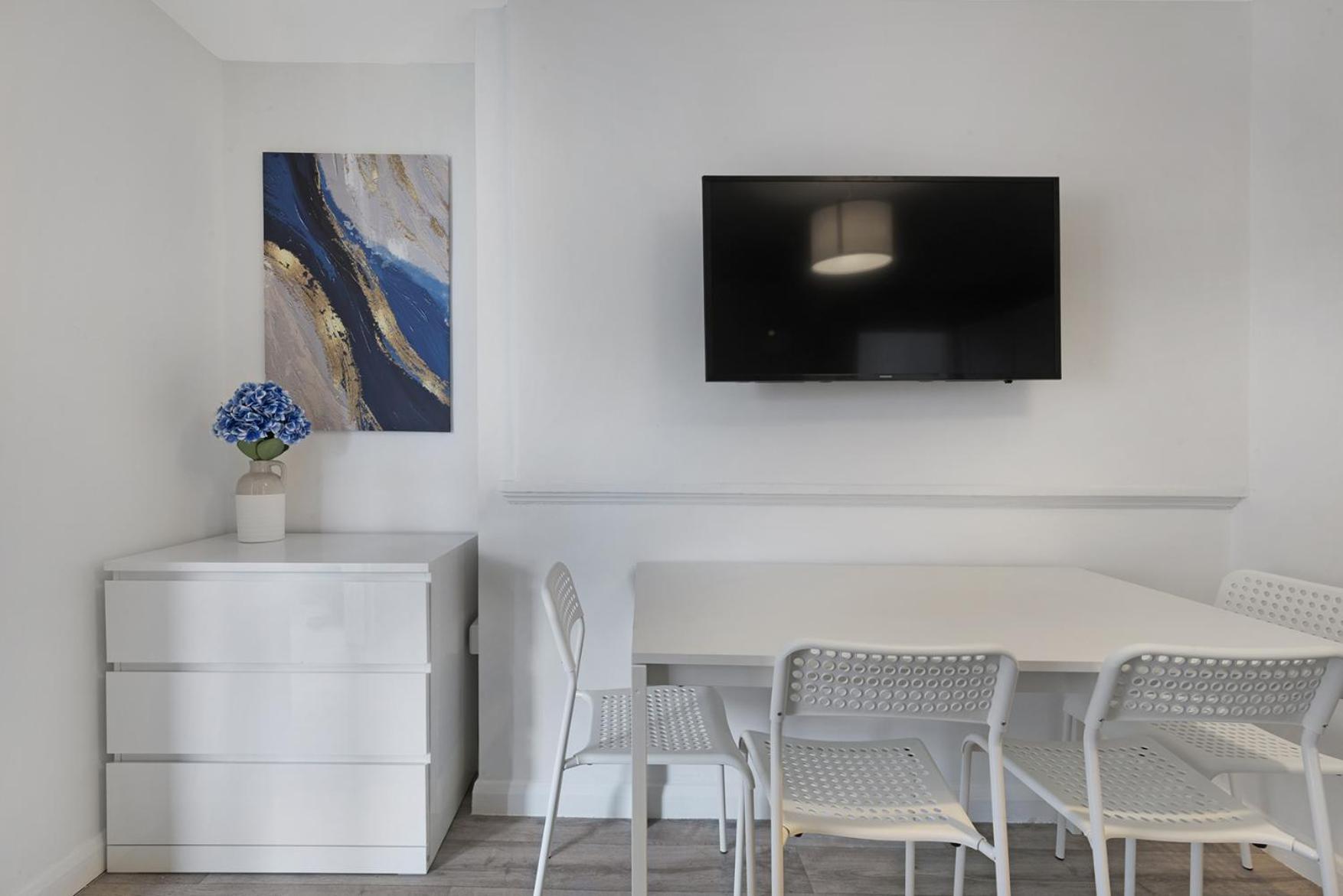 One Bedroom Flat Opposite Archway Station Apartment *