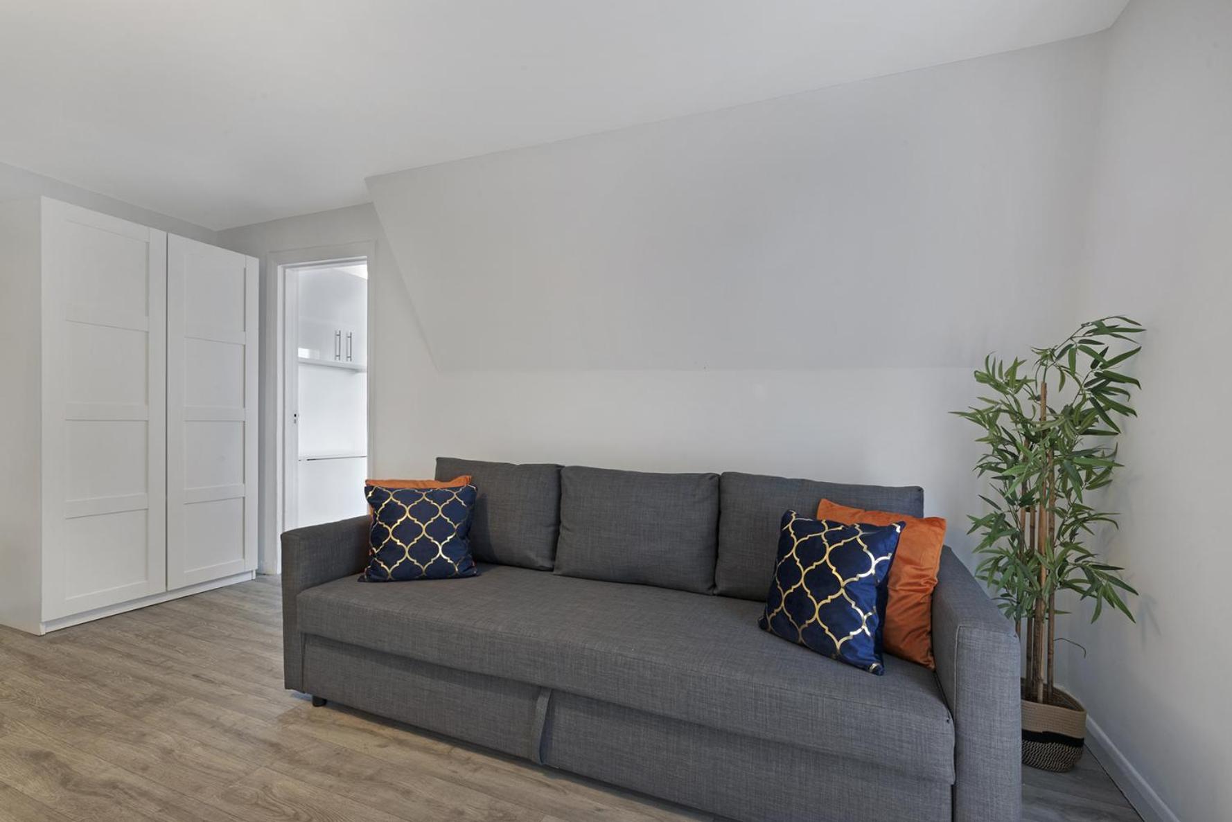 One Bedroom Flat Opposite Archway Station Apartment London