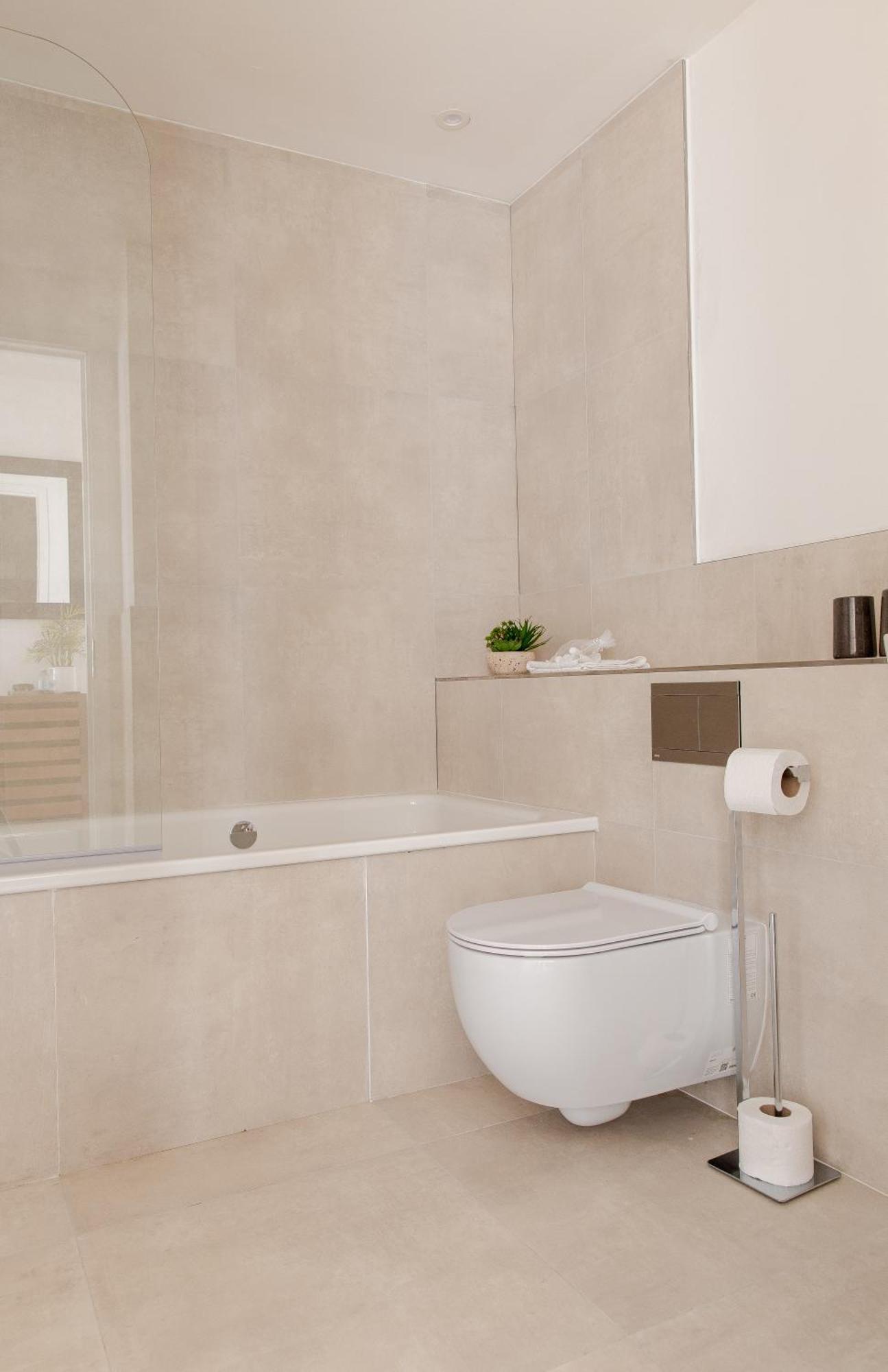 Huge On Oxford Street- Apartment London