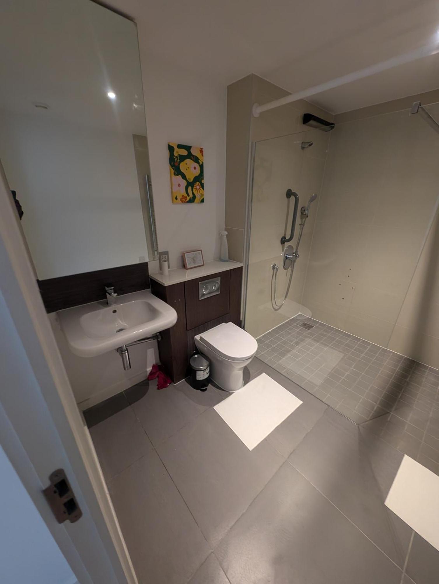 Amazing 2 Bedroom Flat In E20 Apartamento *