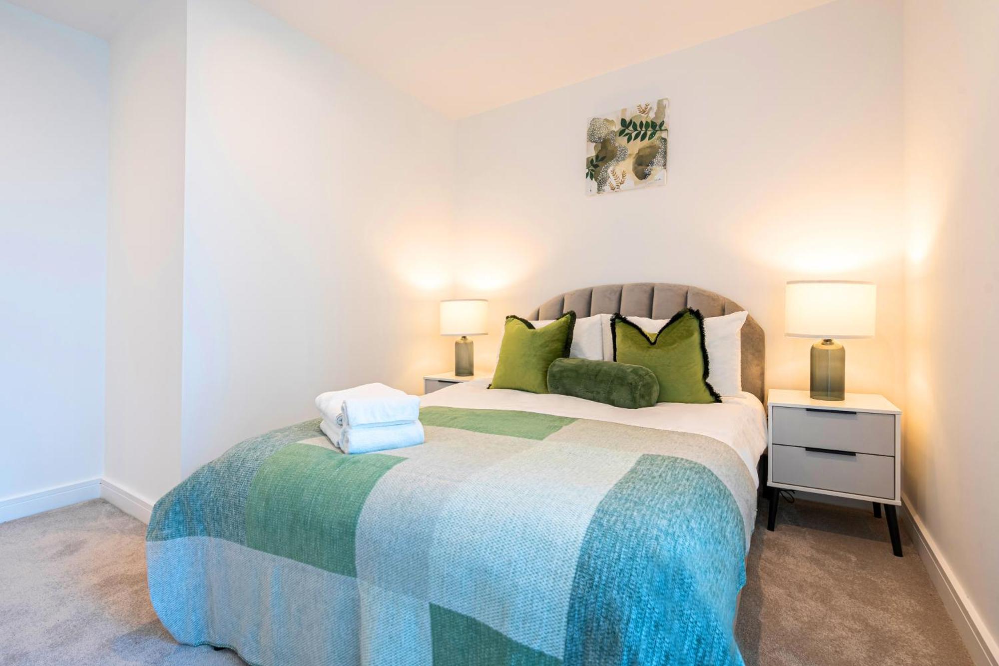 Apartment Lux 2 Bed 2 Bath With Riverviews