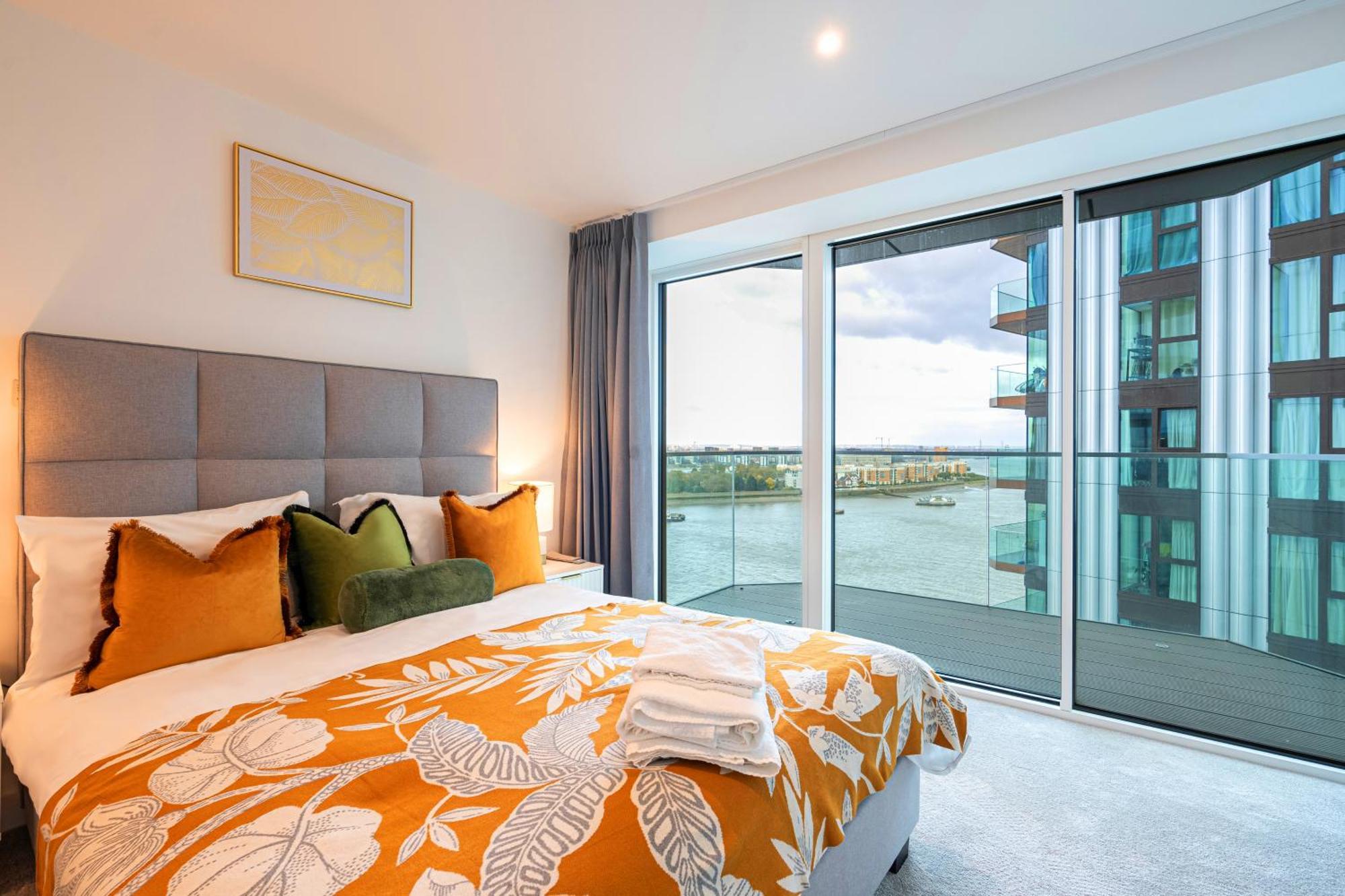 Apartment Lux 2 Bed 2 Bath With Riverviews *