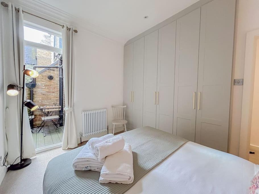 Stylish Hideaway With Oasis Garden * London