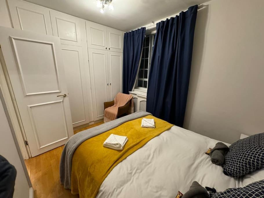 Amazing 2 Flat Bedroom In Chelsea
