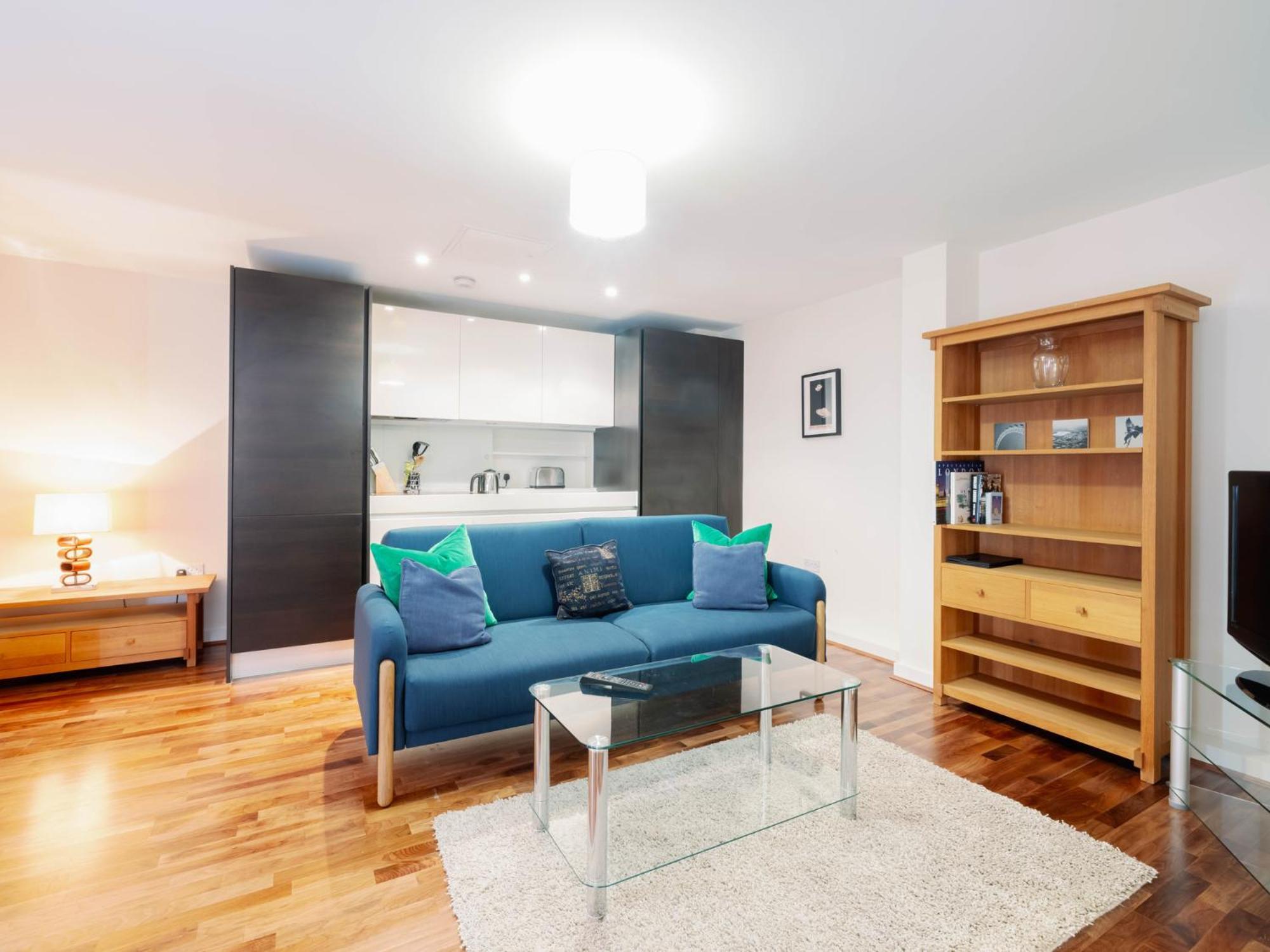 Pass The Keys Newly Renovated By Barbican Apartment