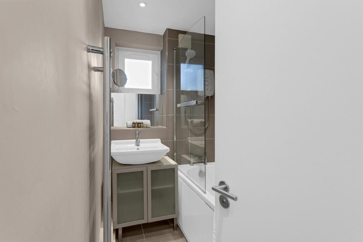 Apartment Relay Belgravia 13 *