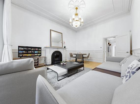 Casa Chelsea Lux 2 Bed Apartment *