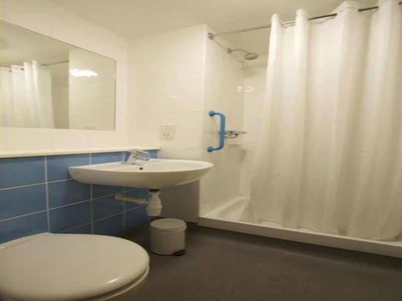 Hotel Travelodge Airport London
