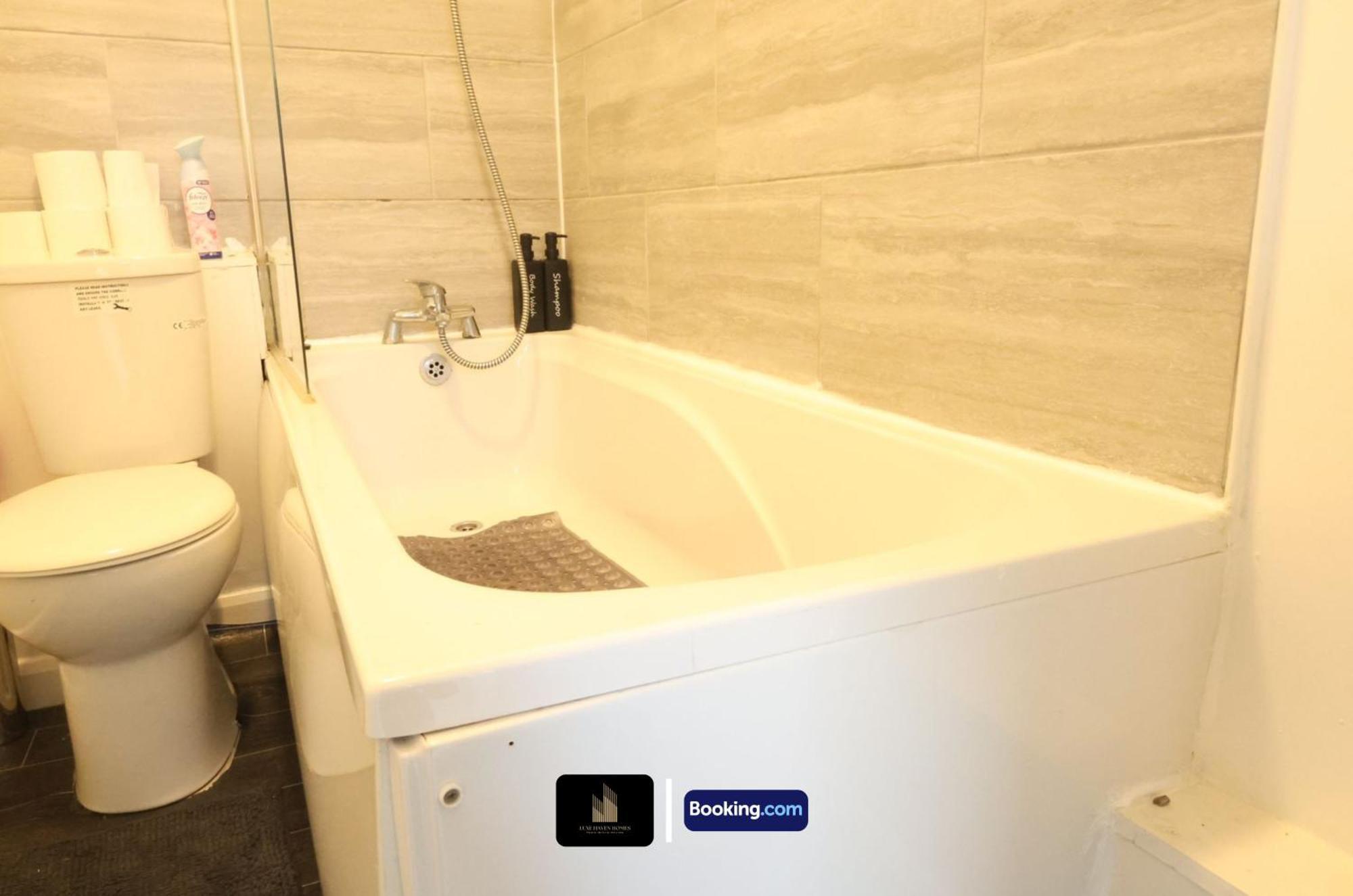 Stylish 2br Wifi - Free Parking - Canning Town
