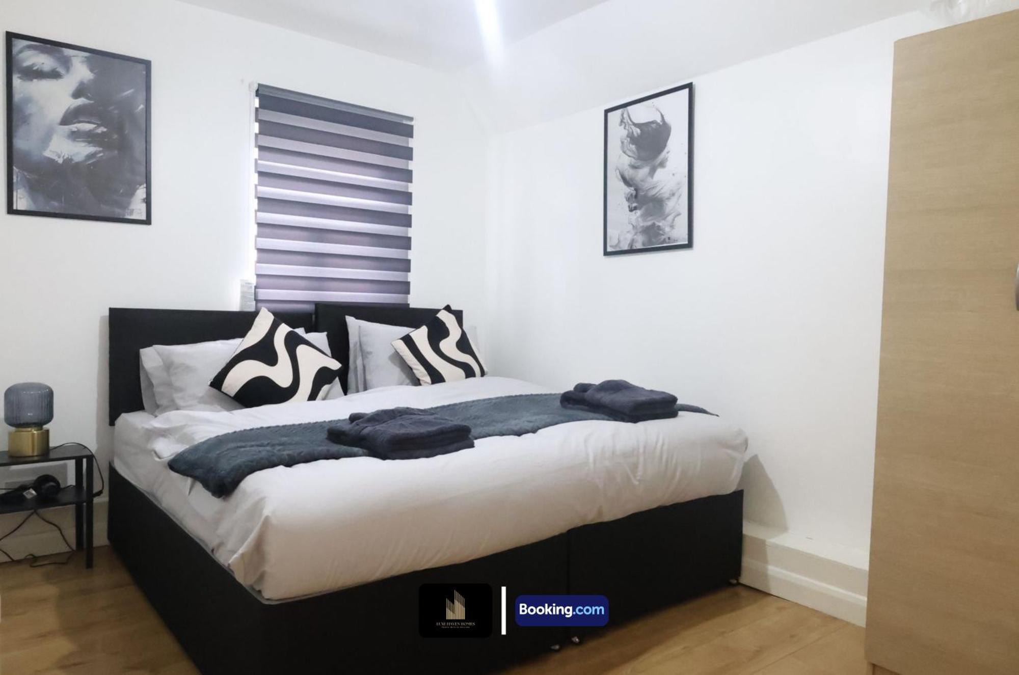 Stylish 2br Wifi - Free Parking - Canning Town * London