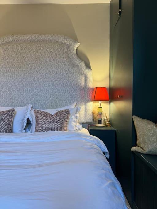 Homely Flat, Near Notting Hill Apartment London