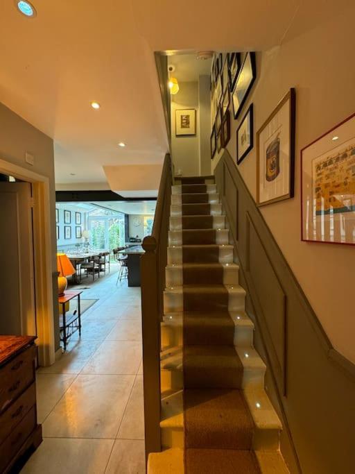 Apartment Homely Flat, Near Notting Hill *