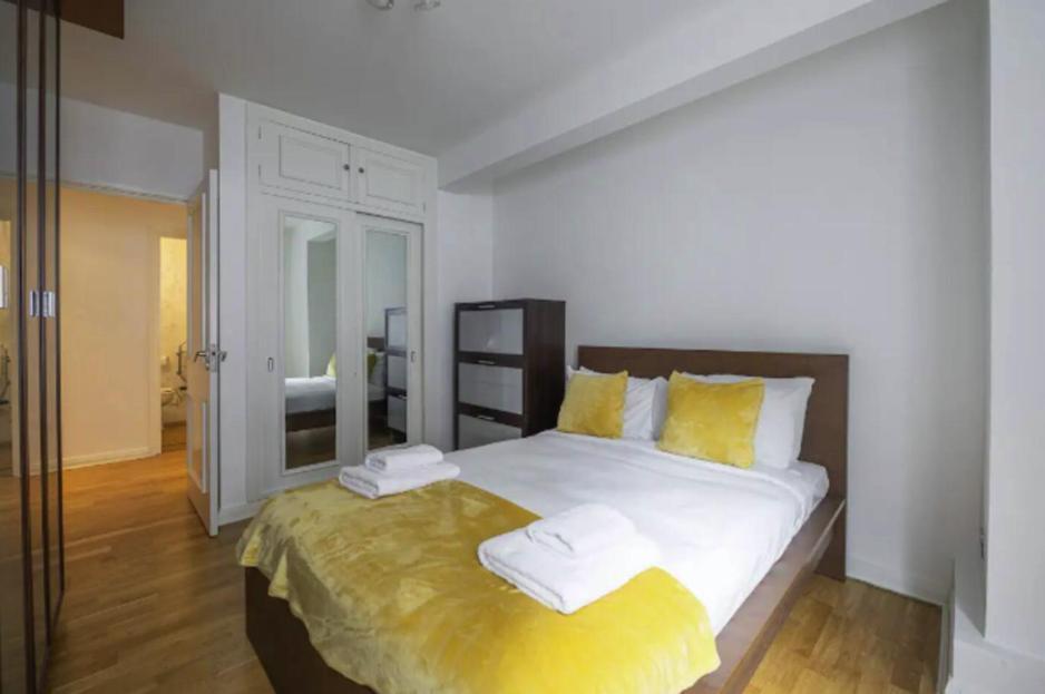 Capital Two Bedroom Sloane Avenue Apartment