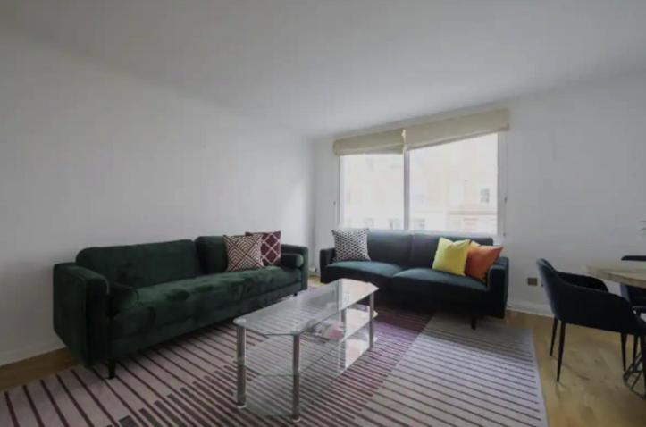 Capital Two Bedroom Sloane Avenue * London