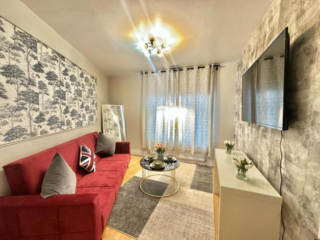 Comfortable Family London