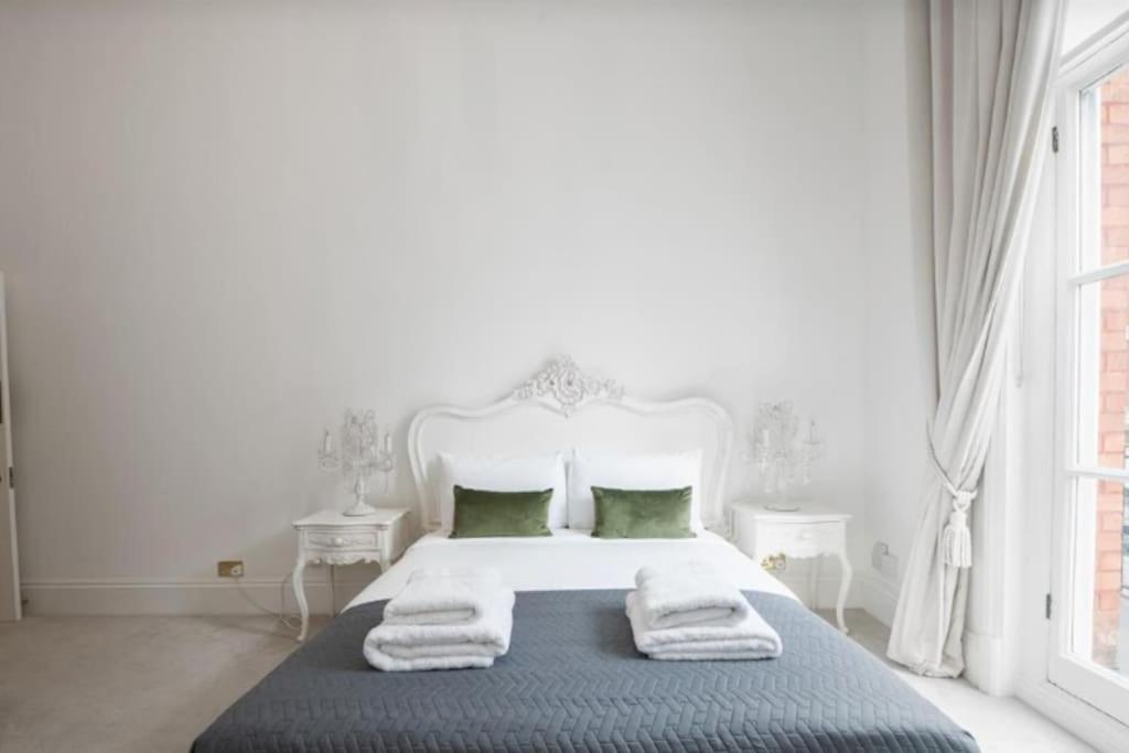 Pont Street By Capital Apartment *