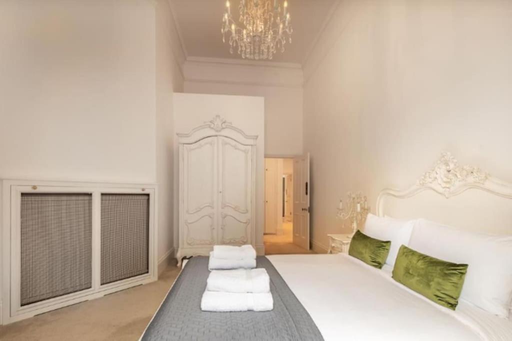 Pont Street By Capital Apartment London