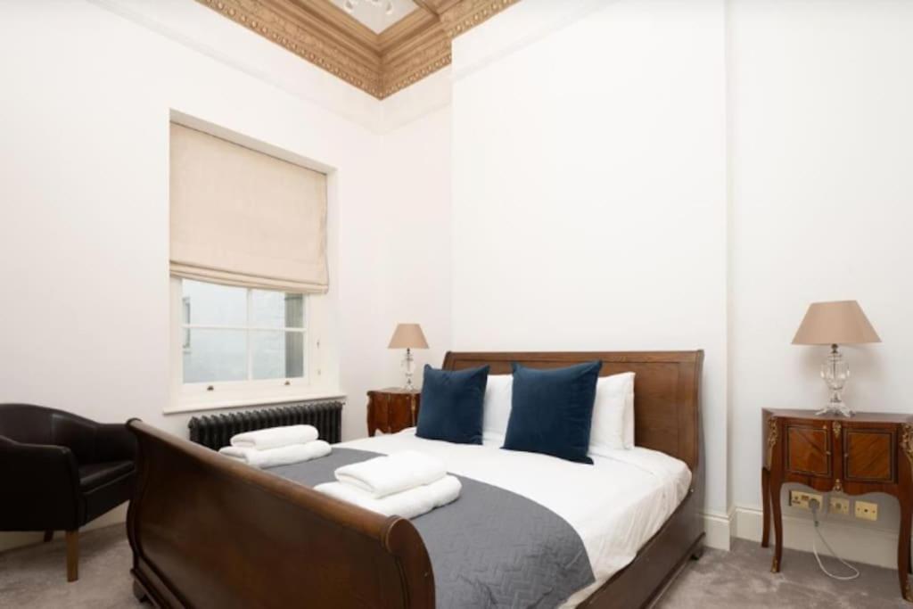 Apartment Pont Street By Capital London