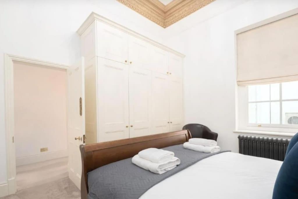 Pont Street By Capital * London