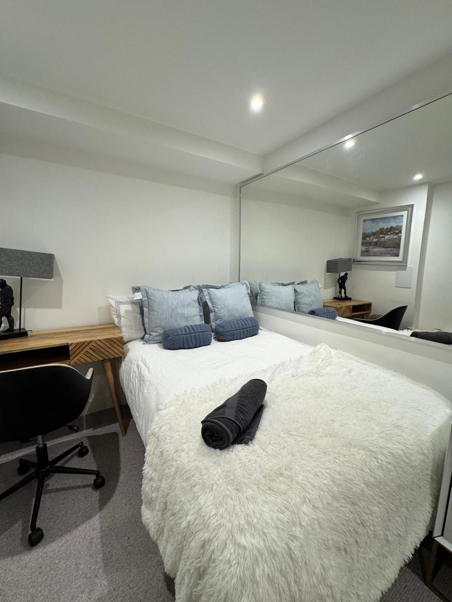 High Luxury Flat For 6 People Close To Earl's Court Zone 1 * London