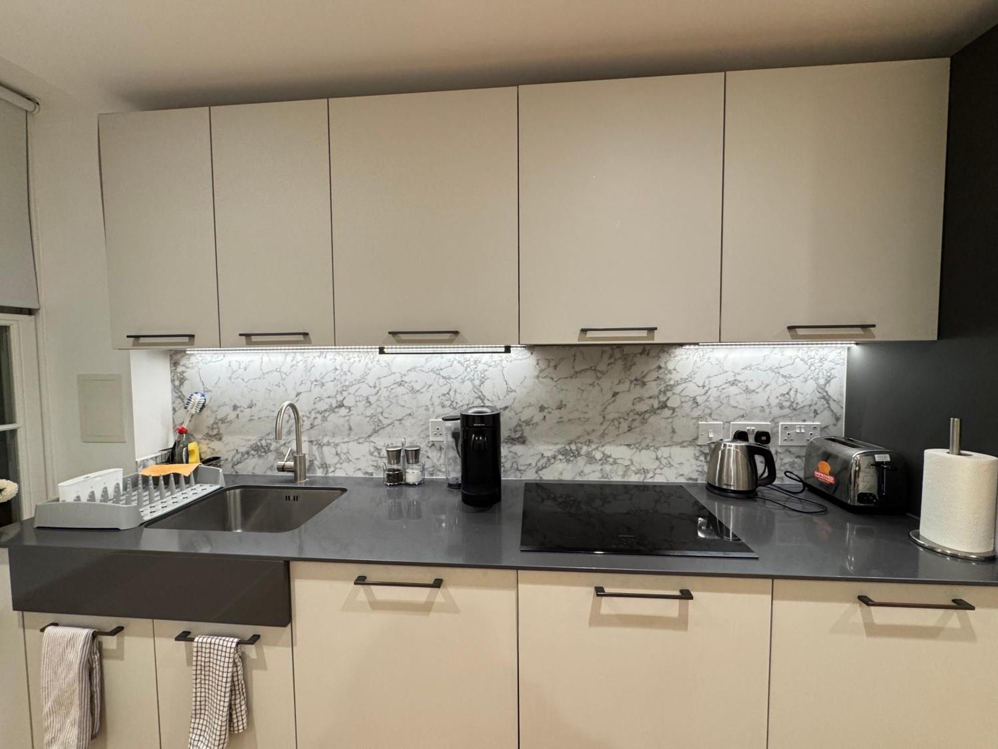 Apartment High Luxury Flat For 6 People Close To Earl's Court Zone 1 London