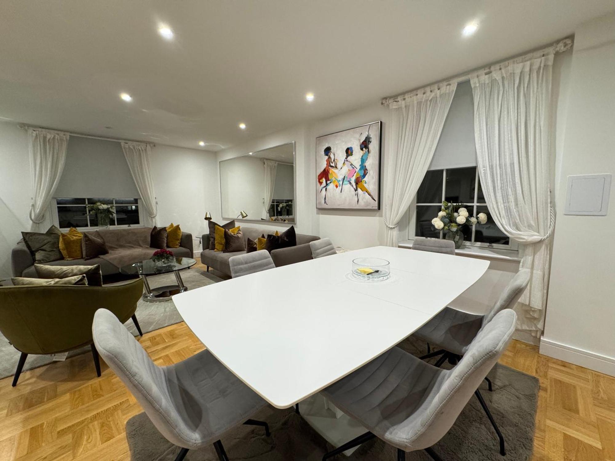 High Luxury Flat For 6 People Close To Earl's Court Zone 1 London